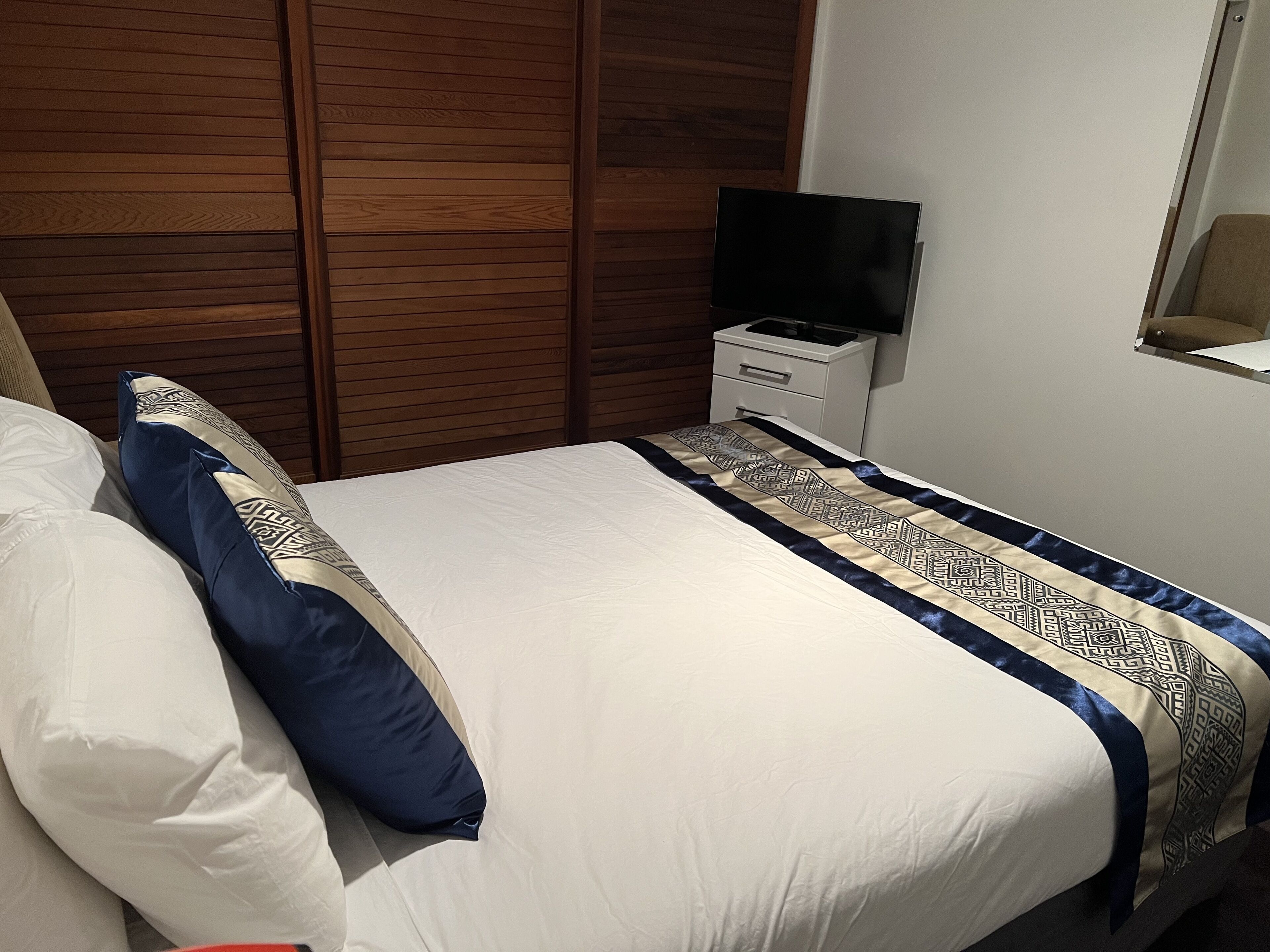 Waterfront Seaview Hotel Apartments