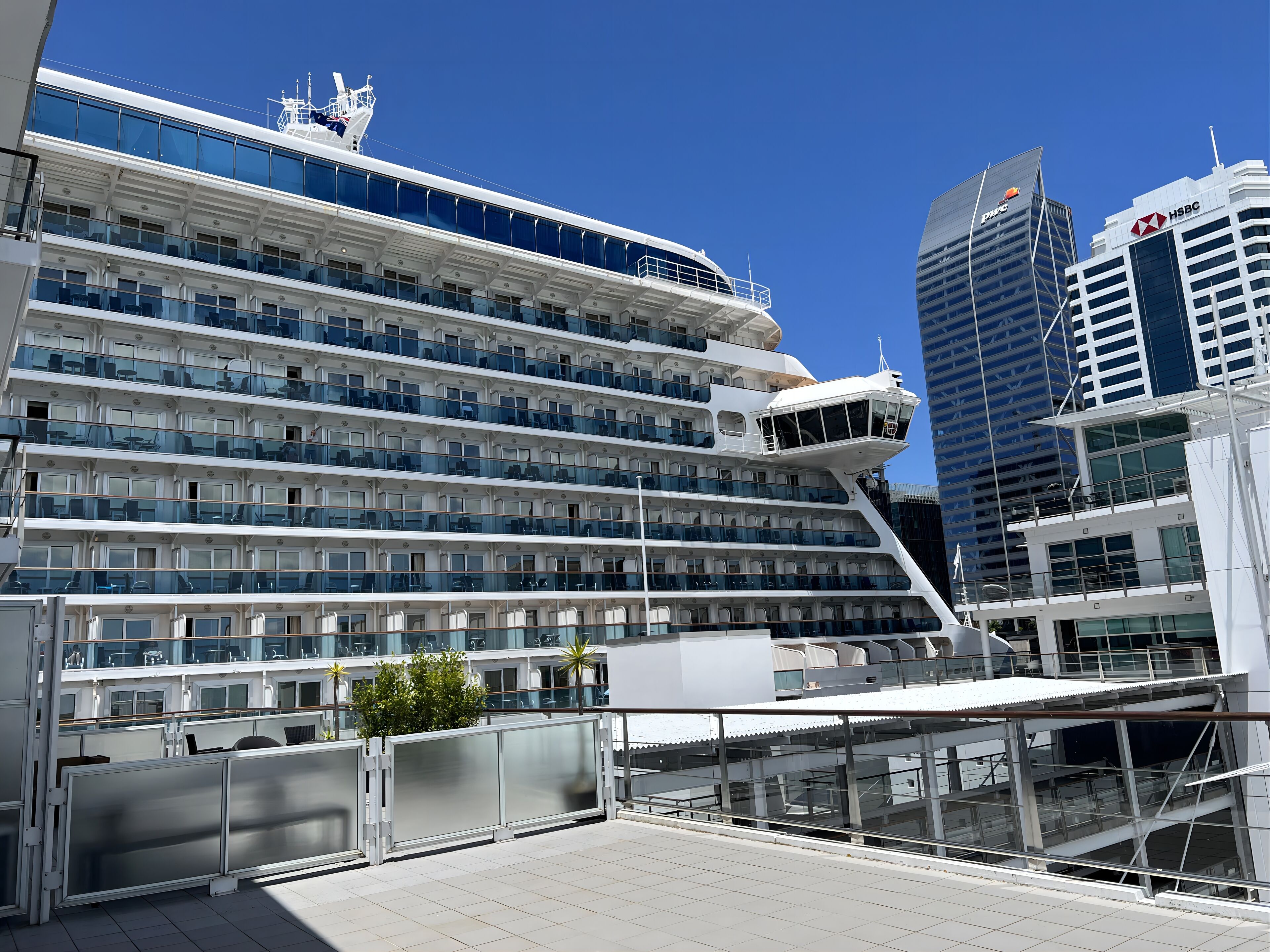 Waterfront Seaview Hotel Apartments