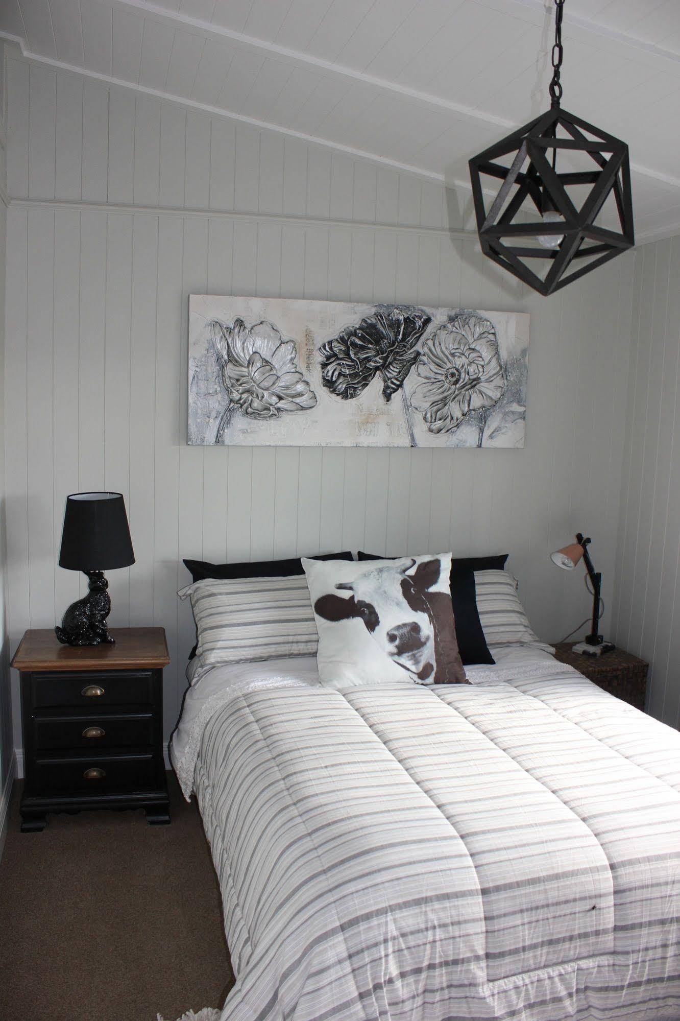 Prairies Grange Bed & Breakfast