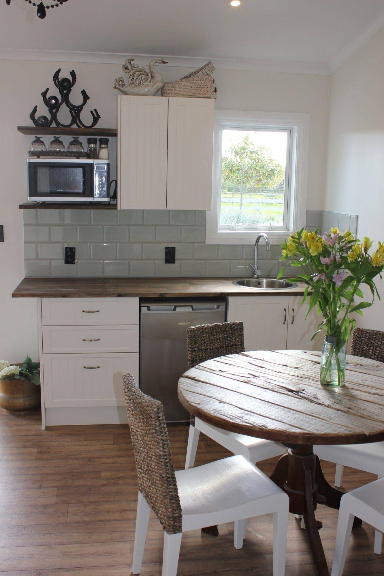 Prairies Grange Bed & Breakfast