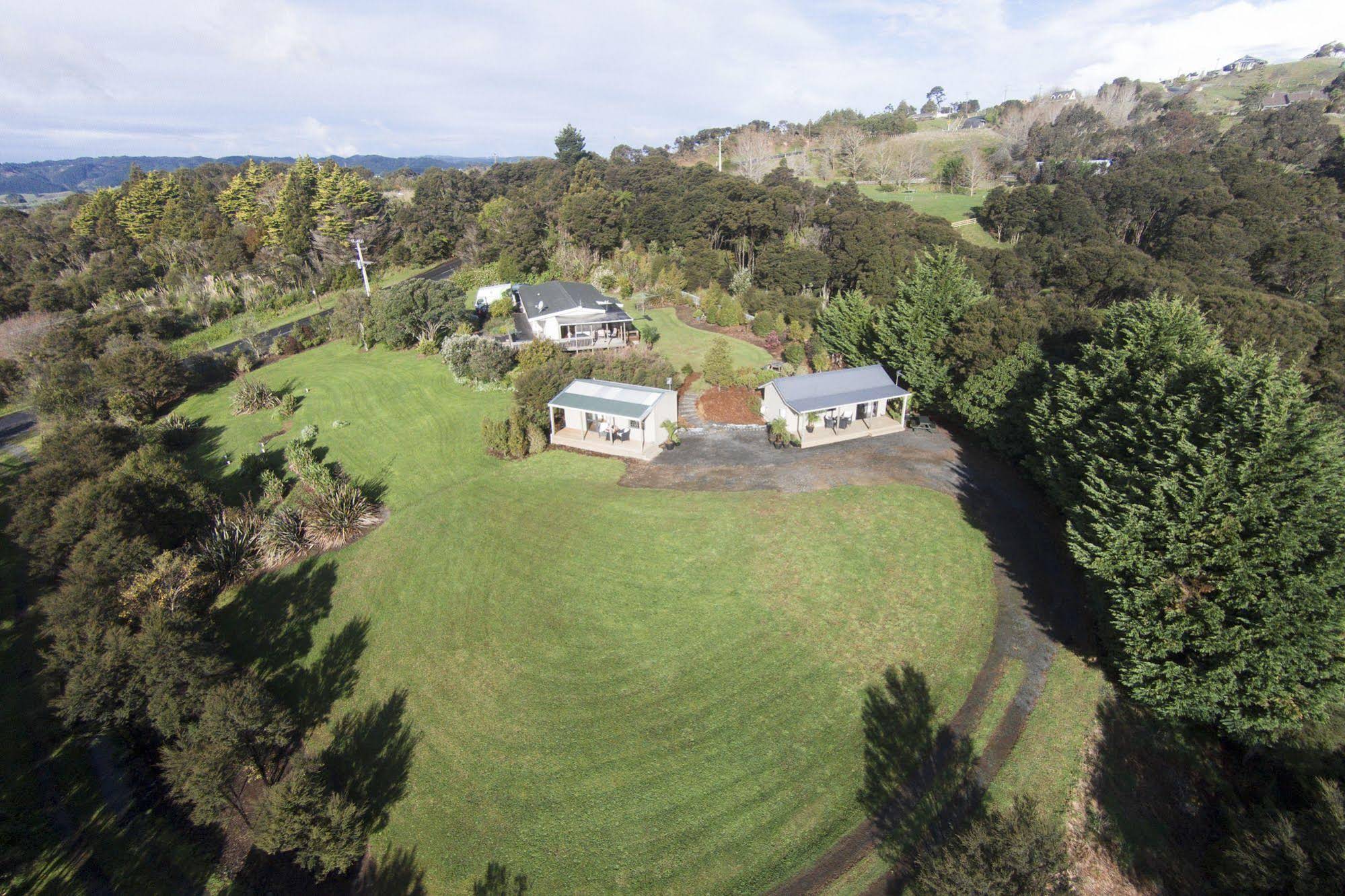 Auckland Country Cottages