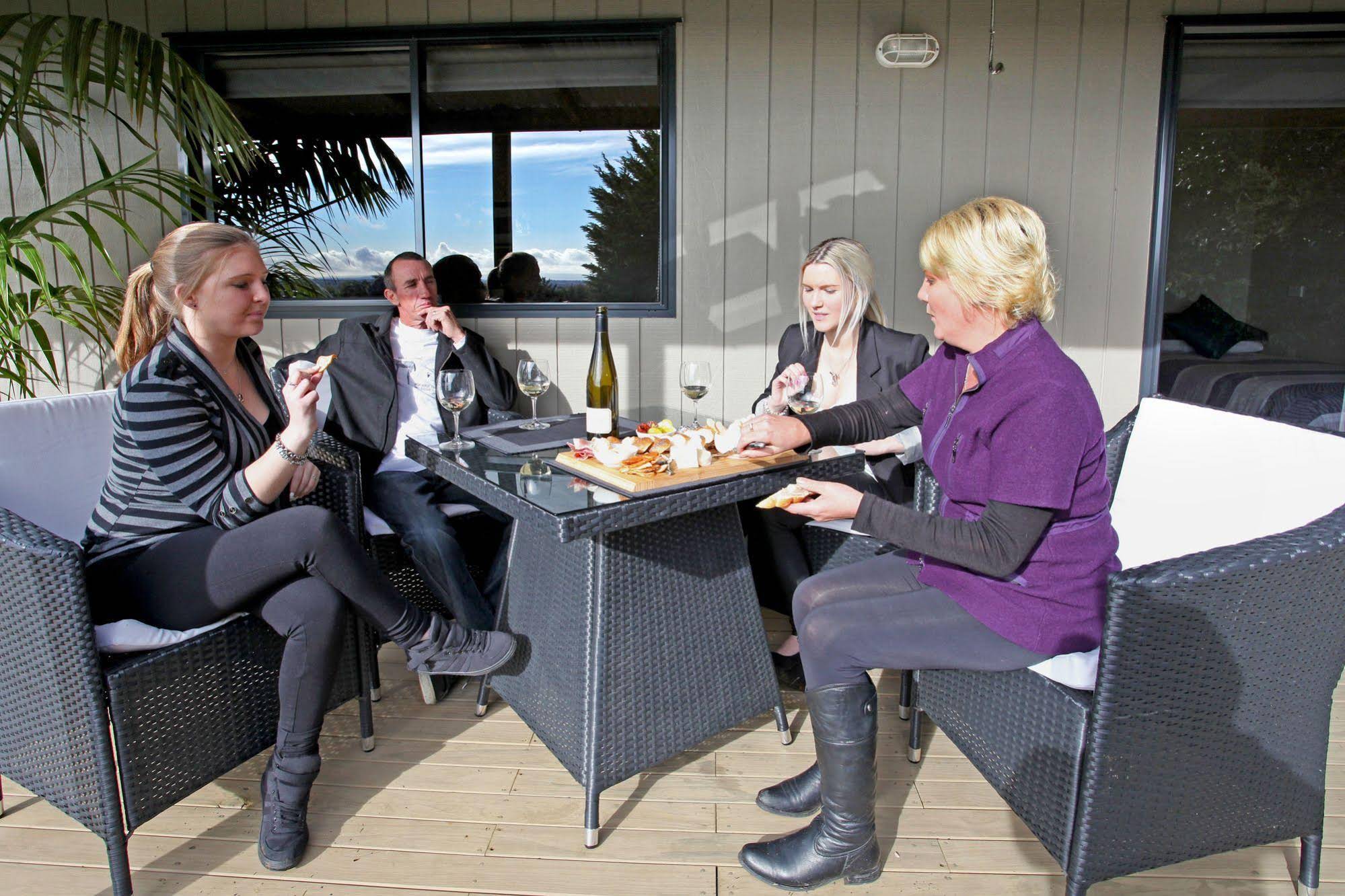 Auckland Country Cottages