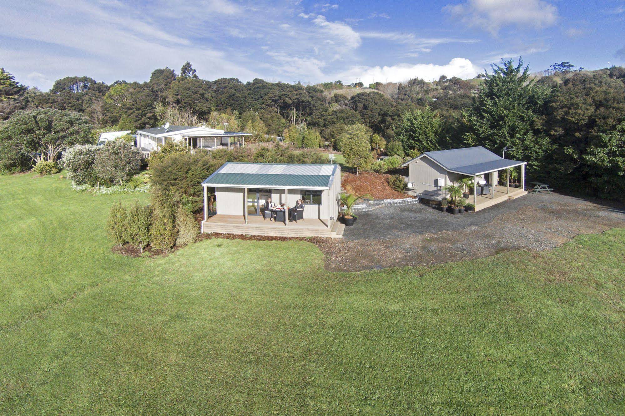Auckland Country Cottages