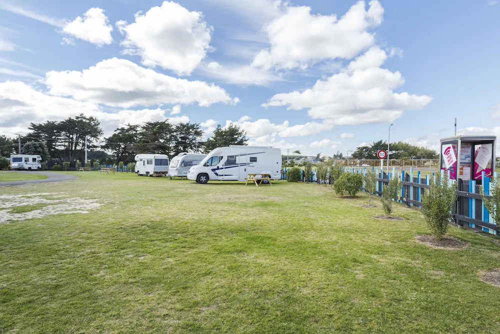 Foxton Beach TOP 10 Holiday Park