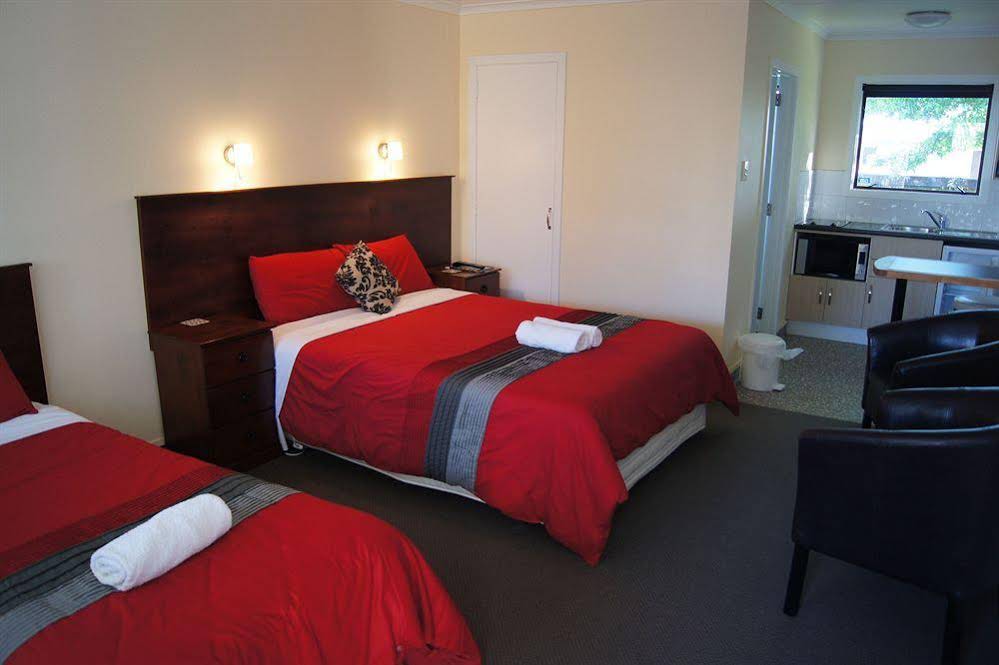 Eastland Motor Lodge