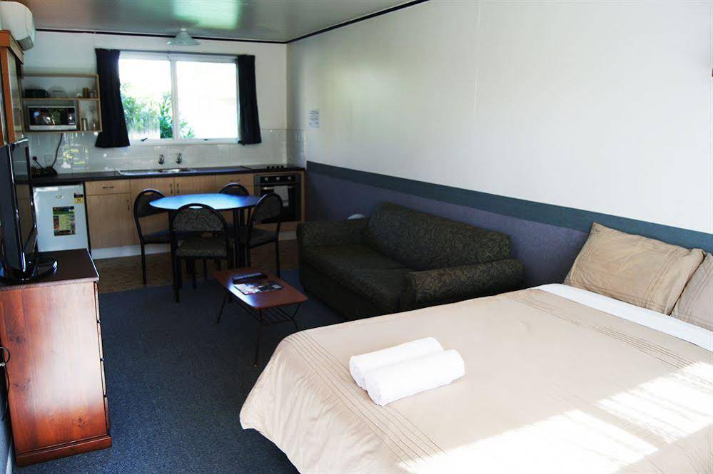 Eastland Motor Lodge