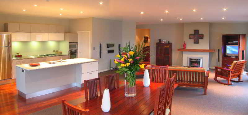 Portside Hotel, Gisborne