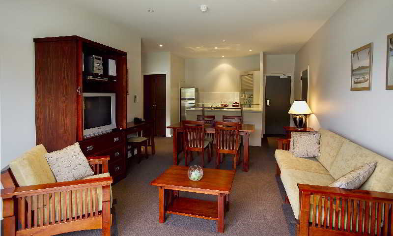 Portside Hotel, Gisborne