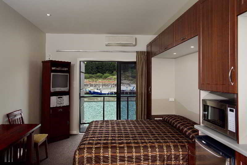 Portside Hotel, Gisborne
