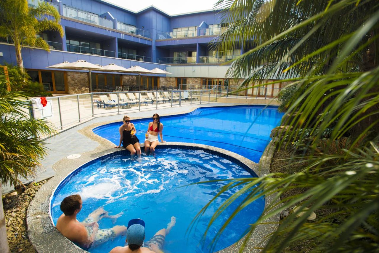 Emerald Hotel