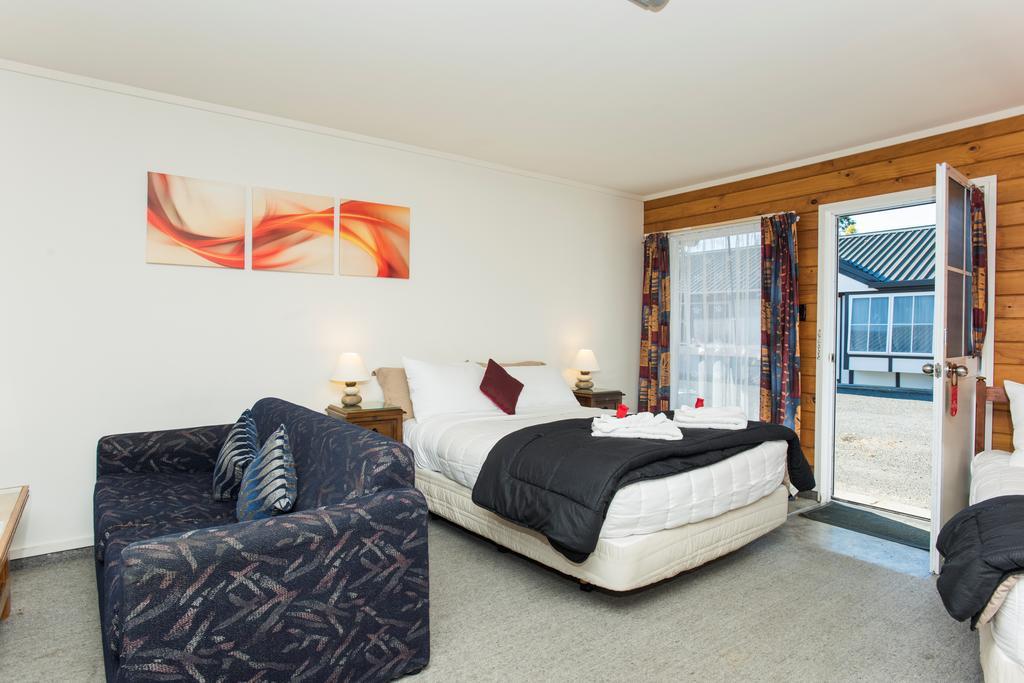 Tudor Park Motel