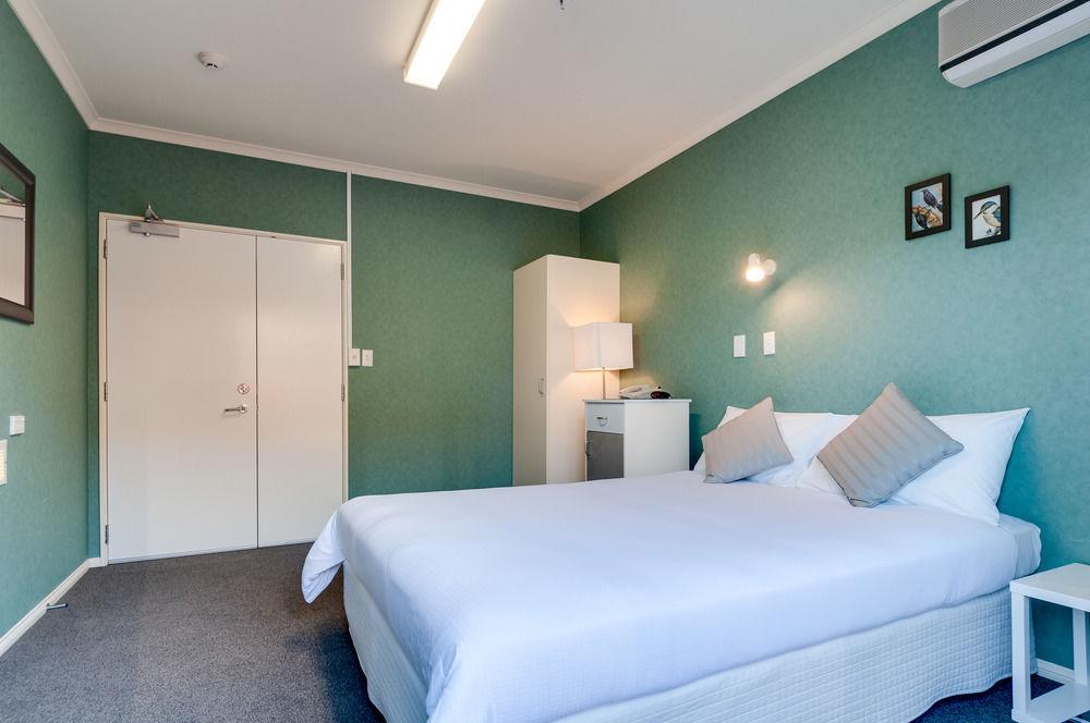 Parkside Lodge