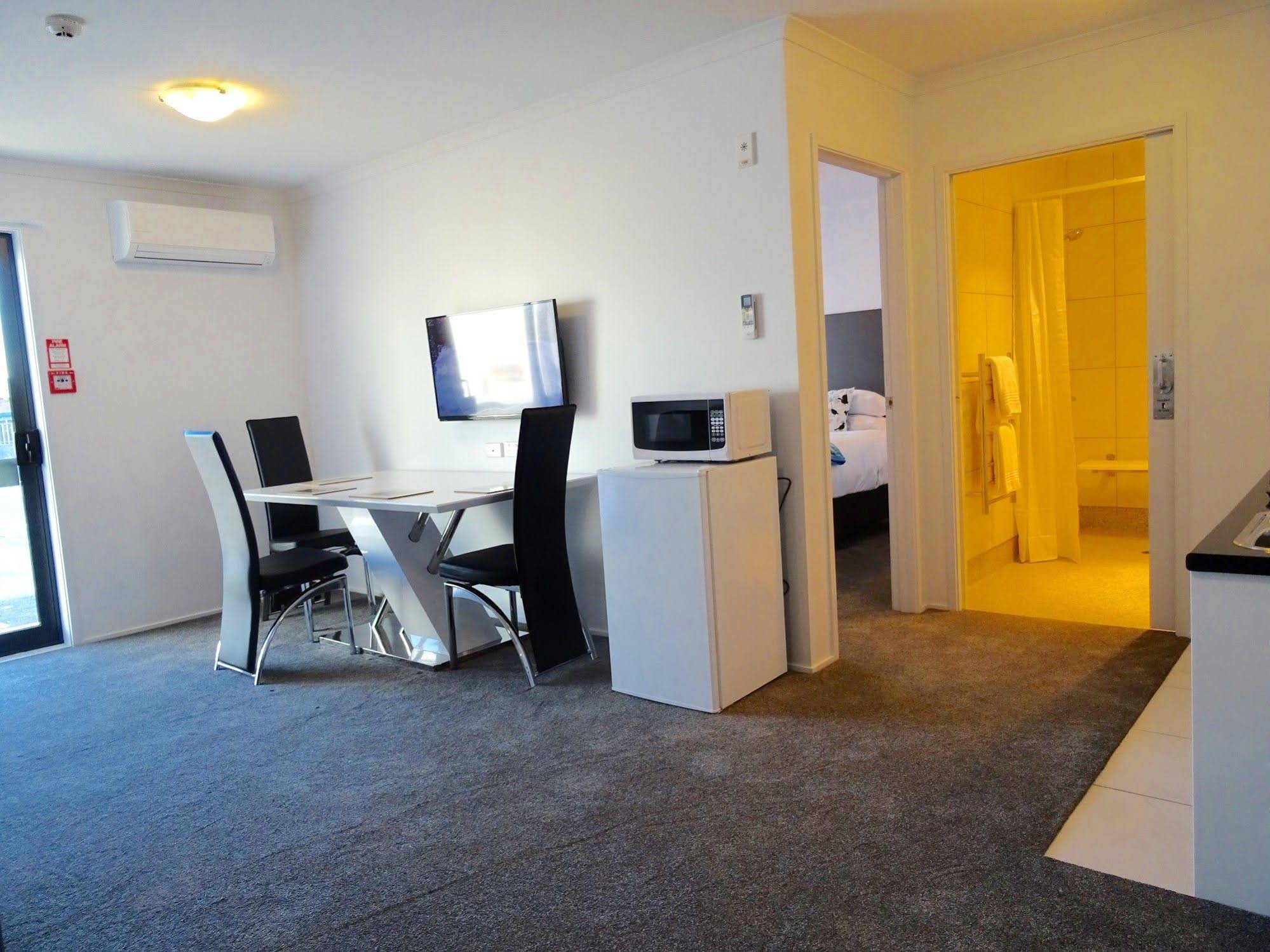 BKs Hamilton Motel