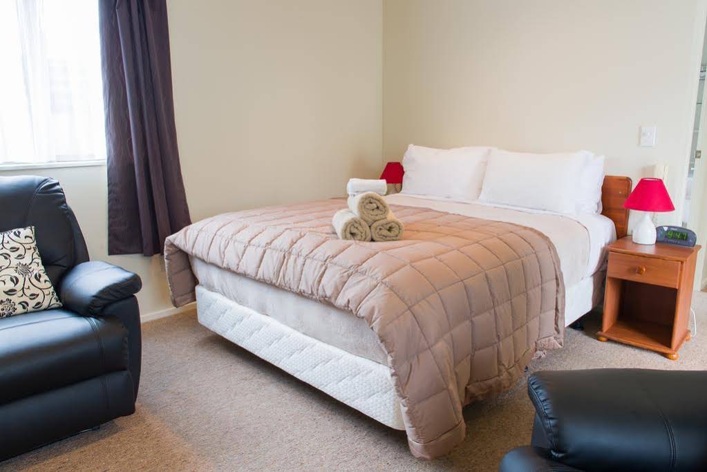BK`s Settlers Motor Lodge