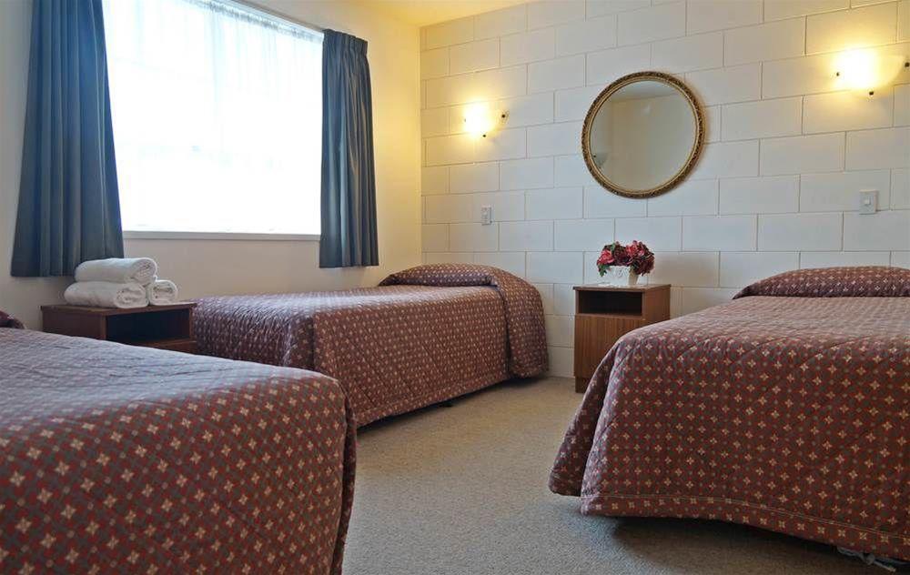 Boundary Court Motor Inn