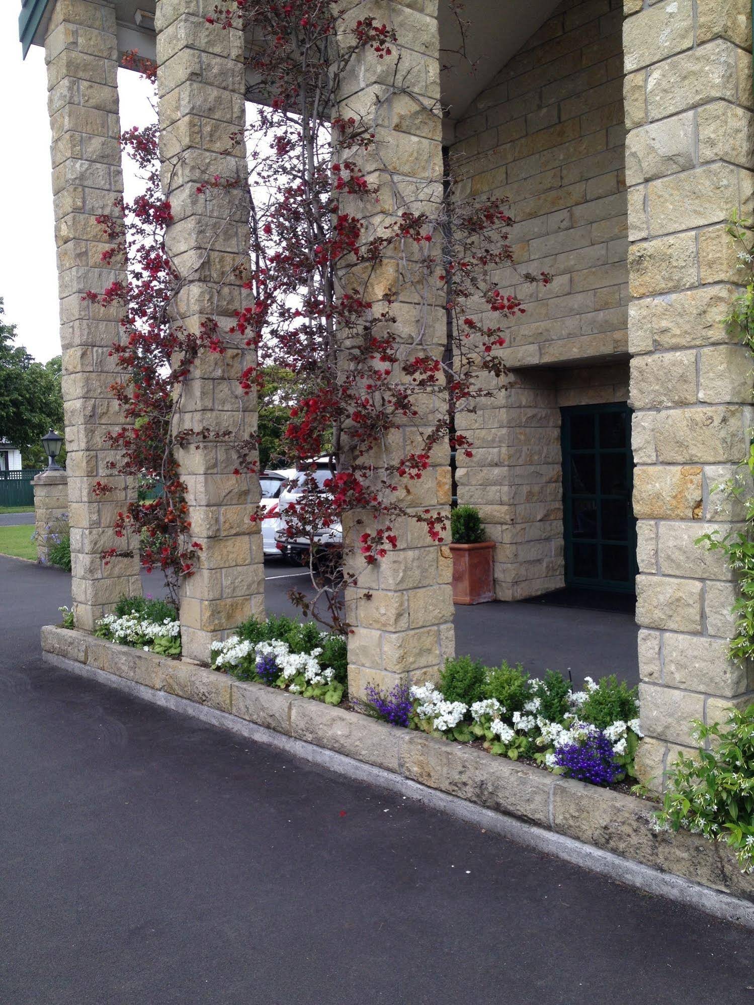 Cambridge Mews