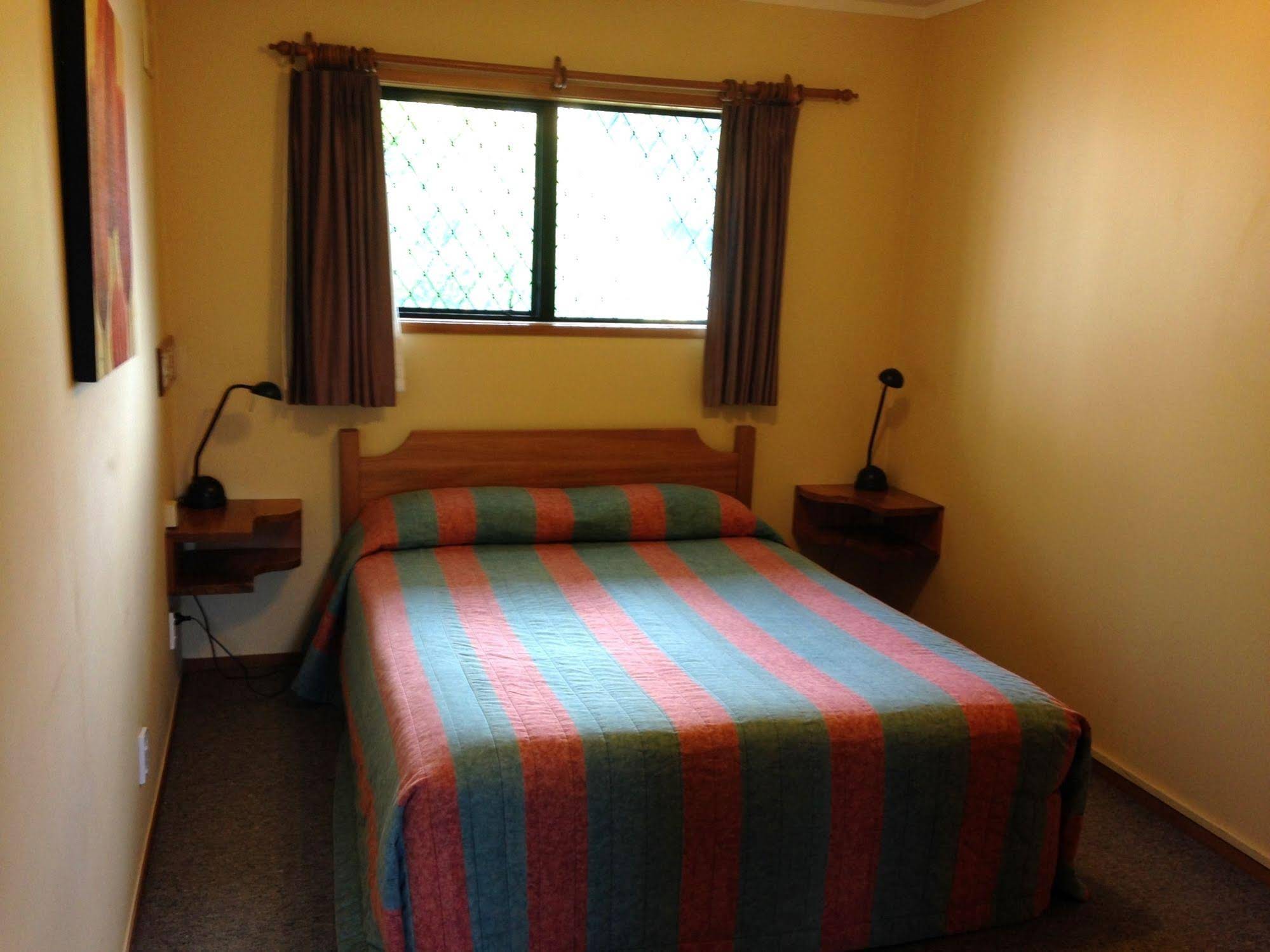 Grosvenor Motor Inn & Conference Centre