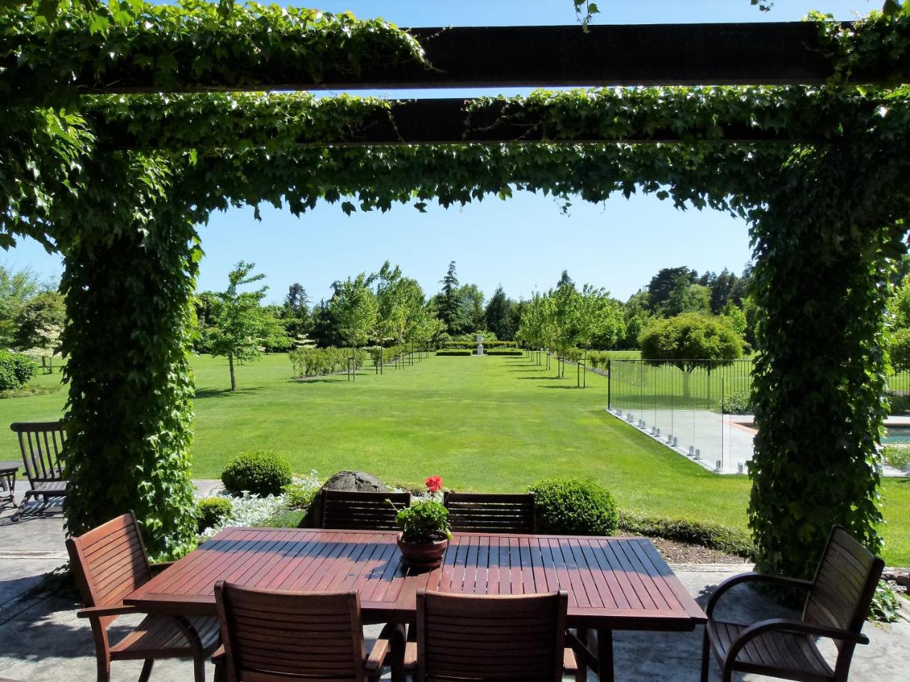 Hadleigh Boutique Lodge