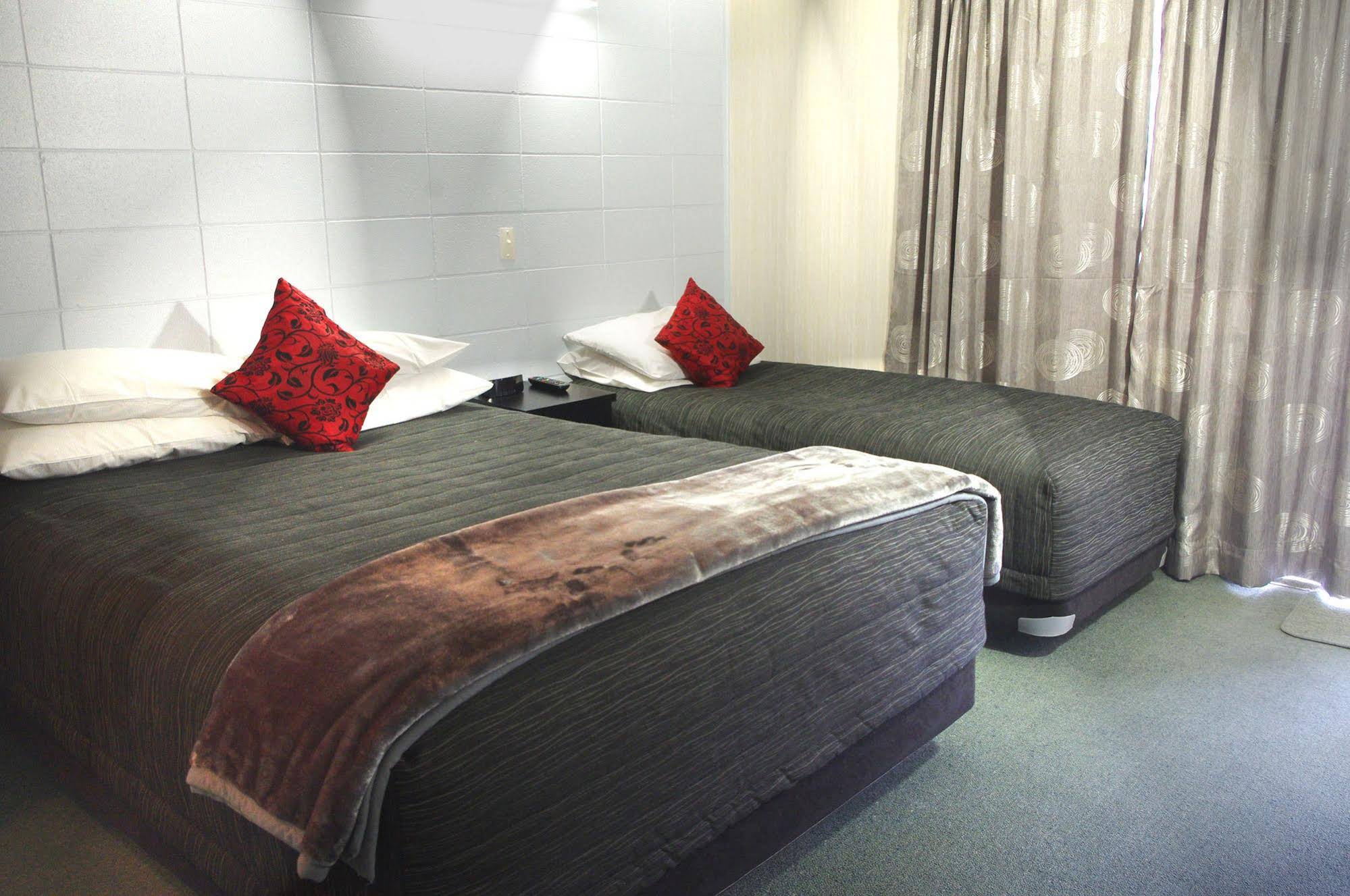 Tudor Motor Lodge