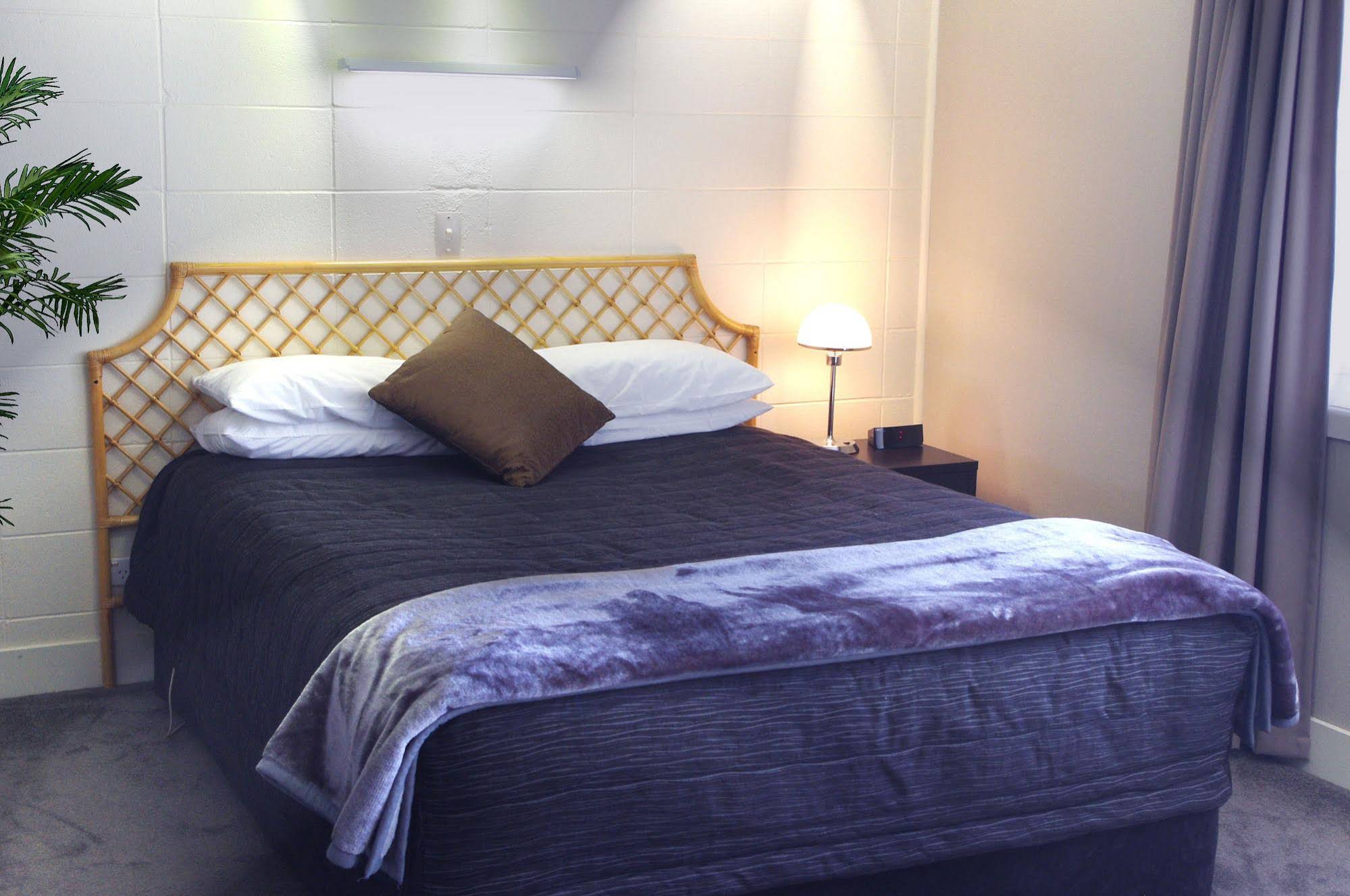 Tudor Motor Lodge