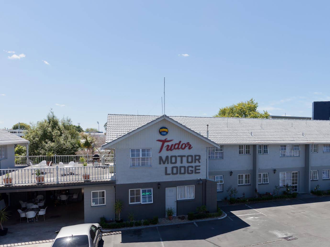 Tudor Motor Lodge