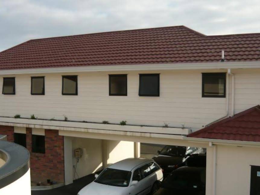 Ulster Lodge Motel