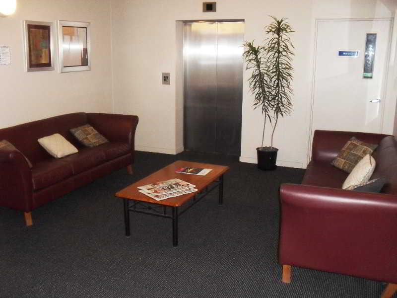 Victoria Suites