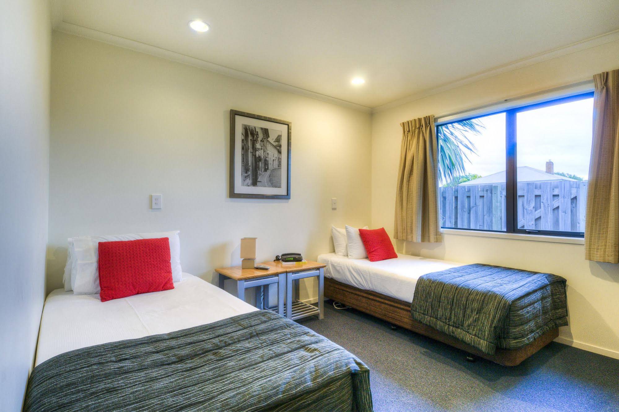 Claremonte Motor Lodge