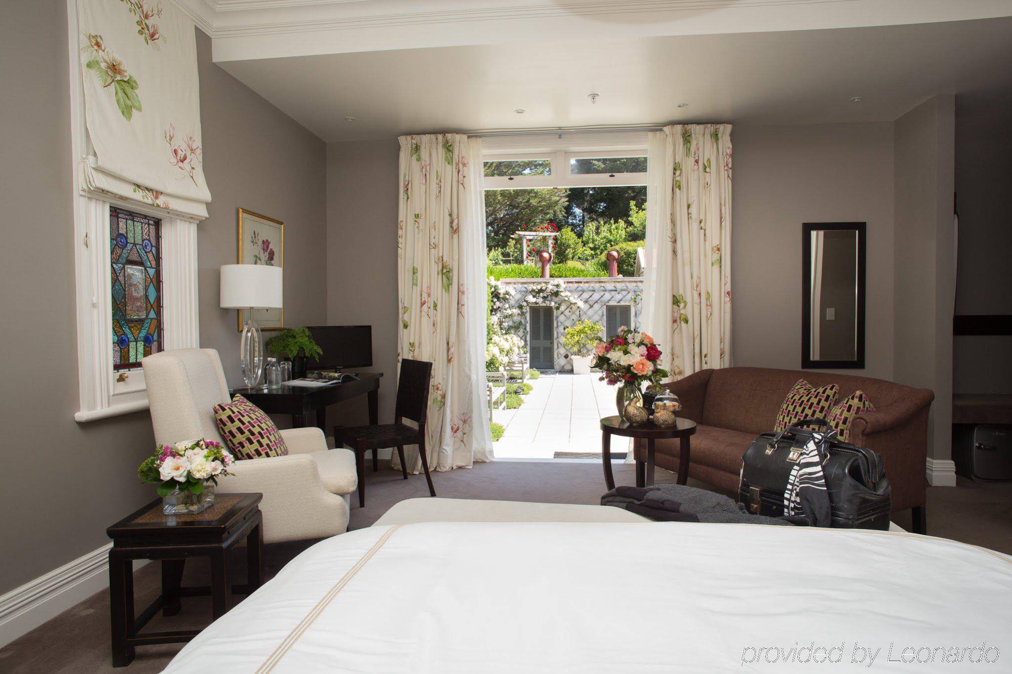 Greenhill The Lodge