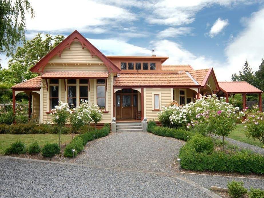 Hawthorne Country House