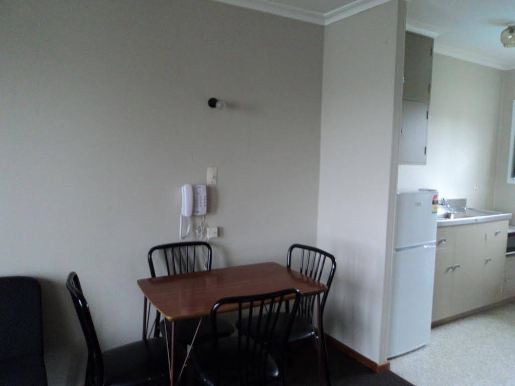 The Magpie- Hawkes Bay Motel