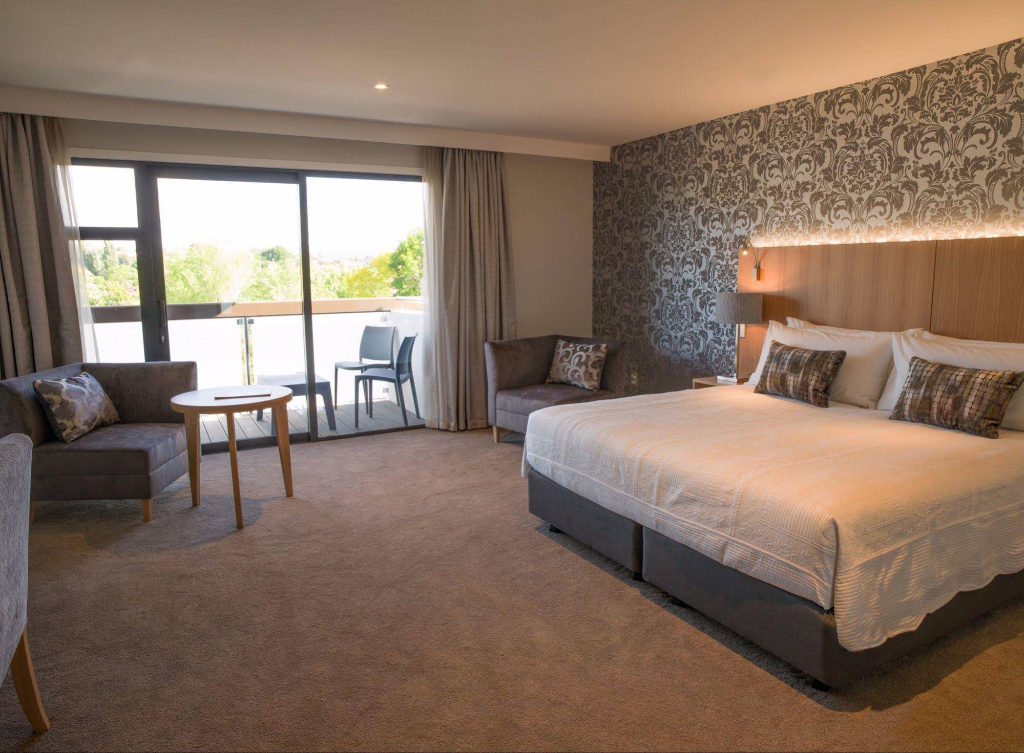 Porters Boutique Hotel