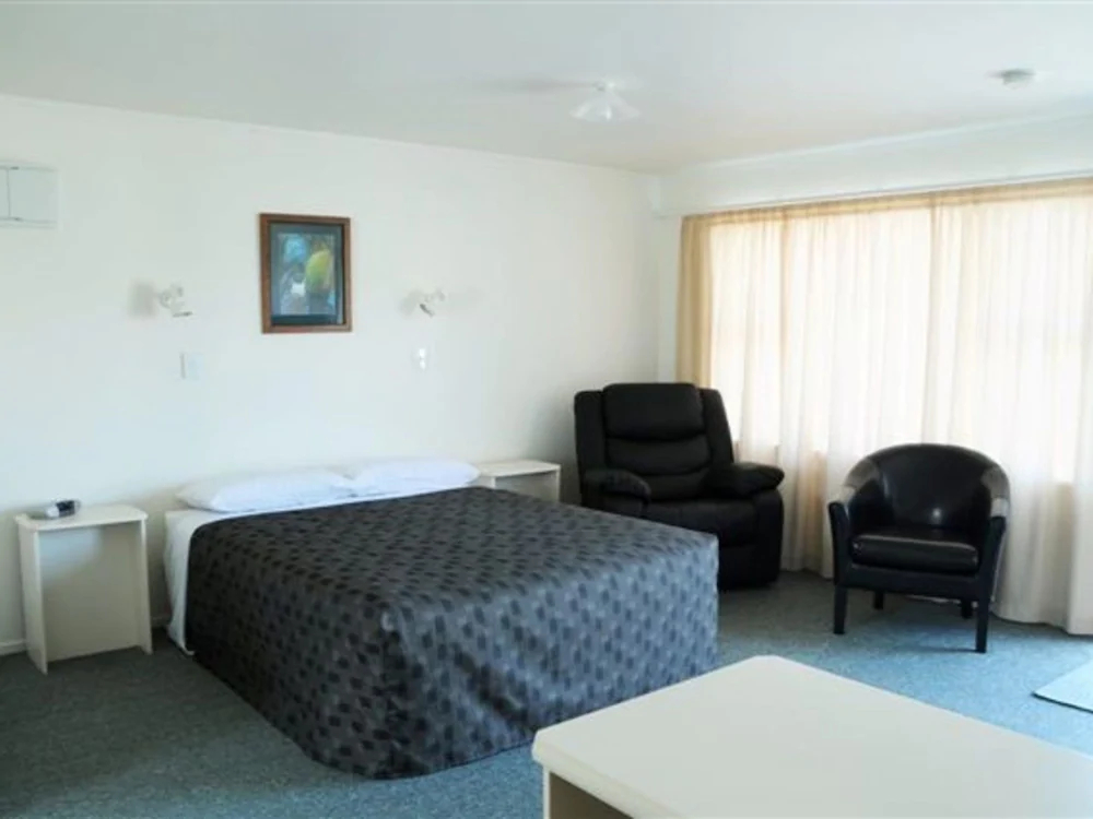Avon Motel