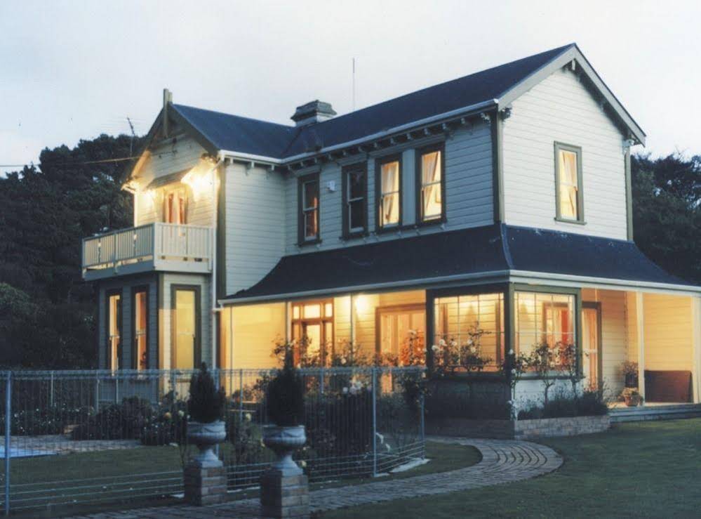Tairoa Lodge & Cottage