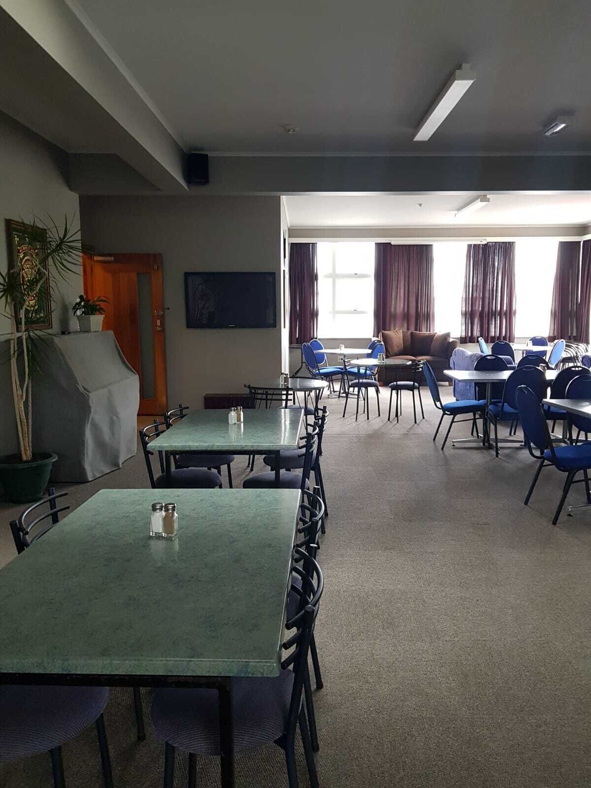 White Horse Inn Restaurant & Motel