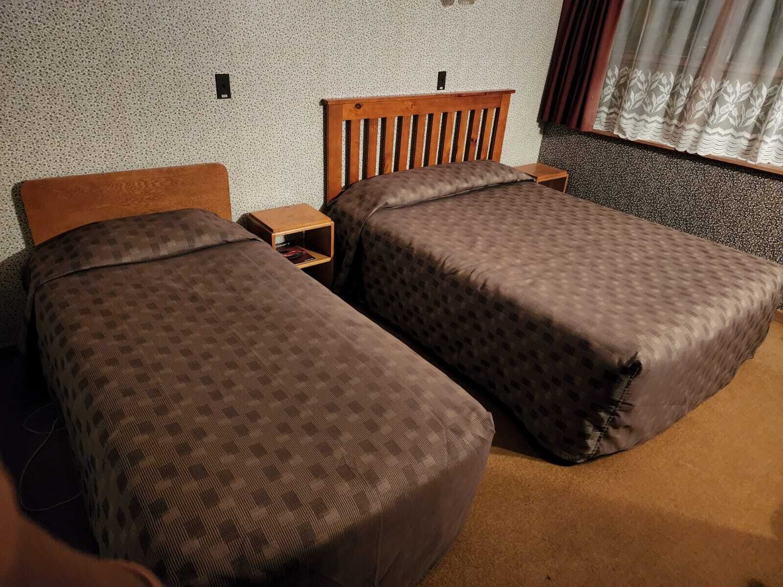 White Horse Inn Restaurant & Motel