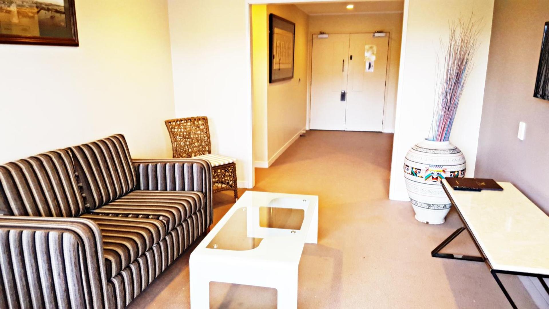 Auckland Airport Kiwi Hotel