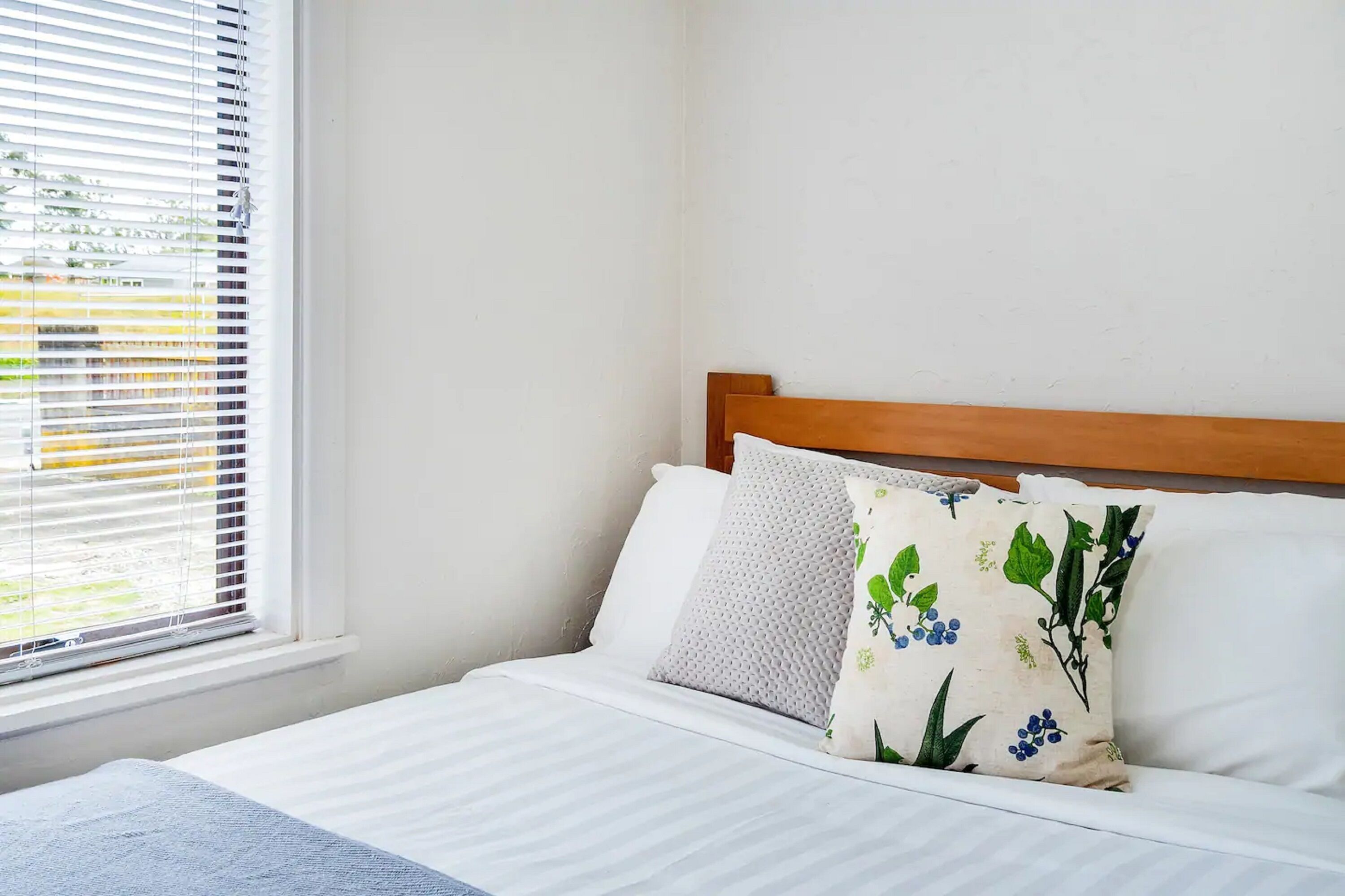 Kiwi Holiday Home Near Airport