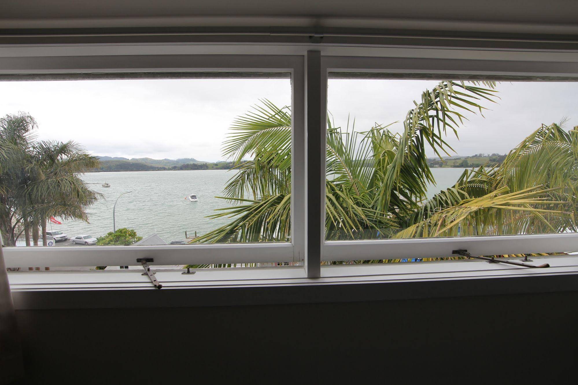 Mangonui Waterfront Apartments Motel