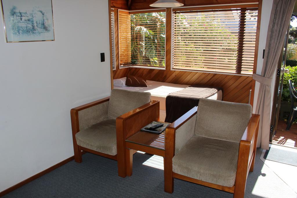 Bucklands Beach Waterfront Motel