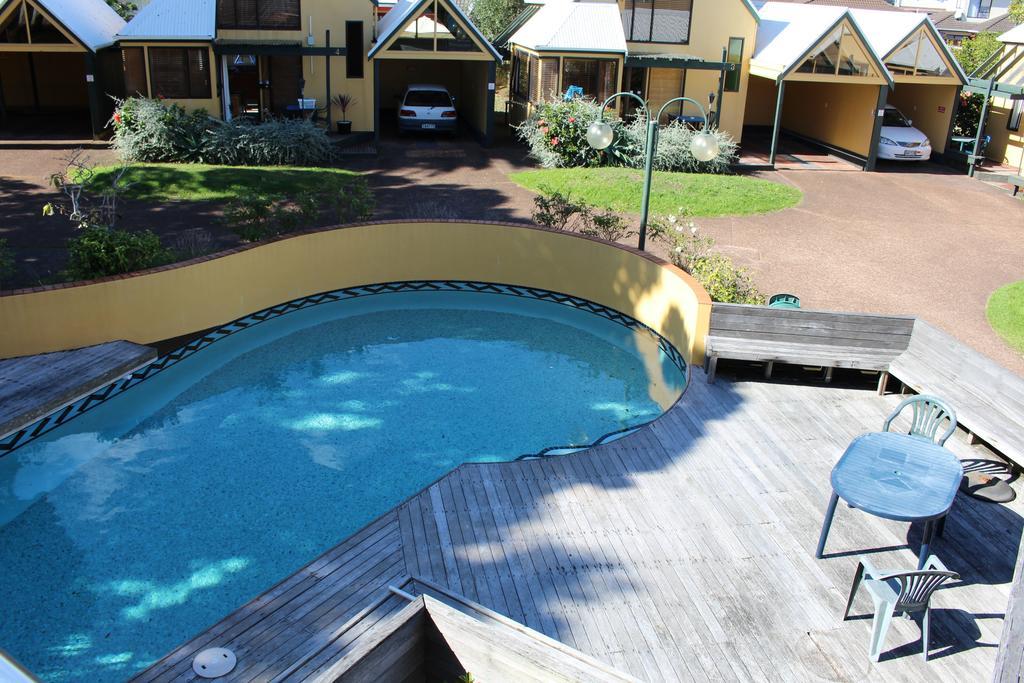 Bucklands Beach Waterfront Motel