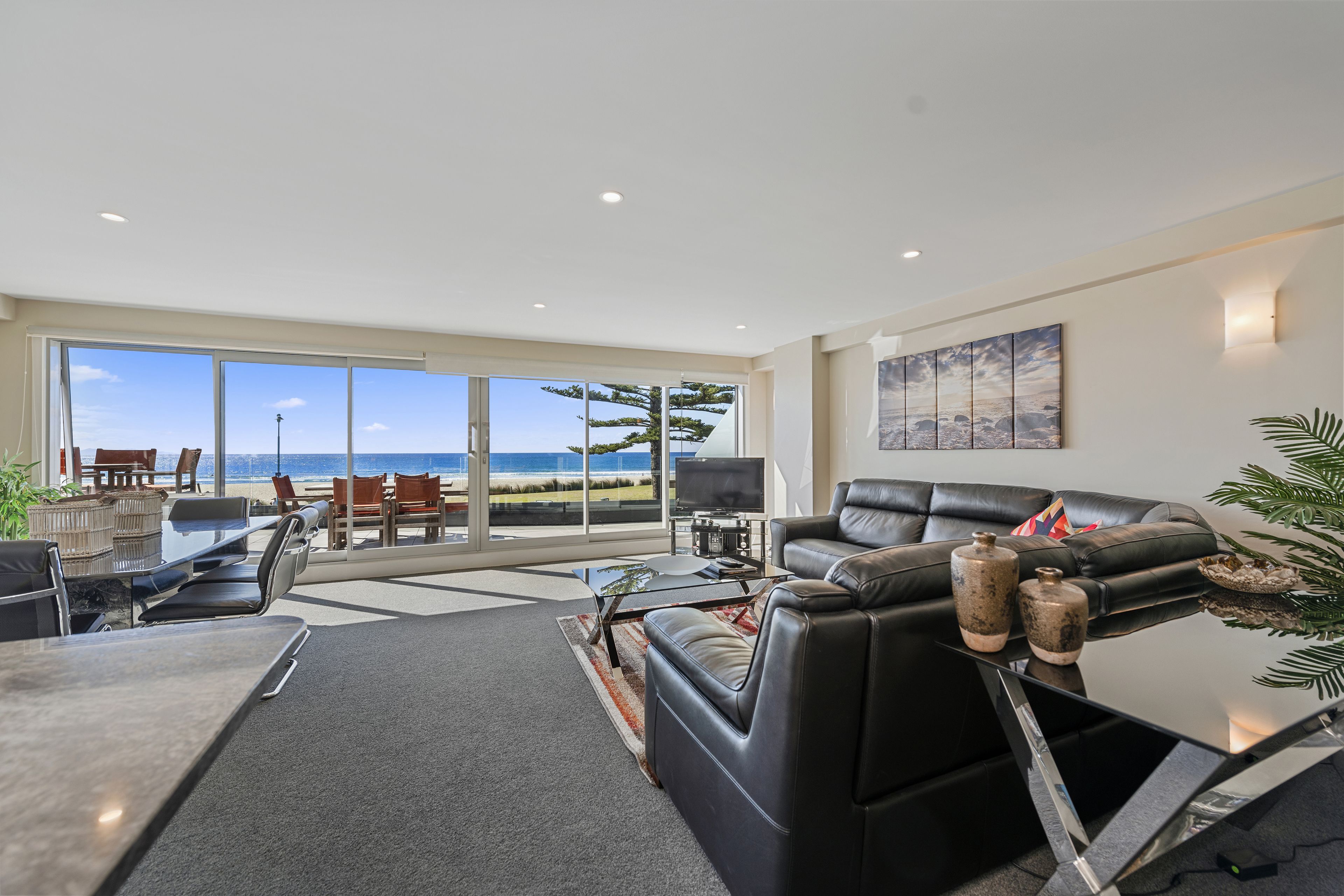 The Pavilions Beachfront Apartments