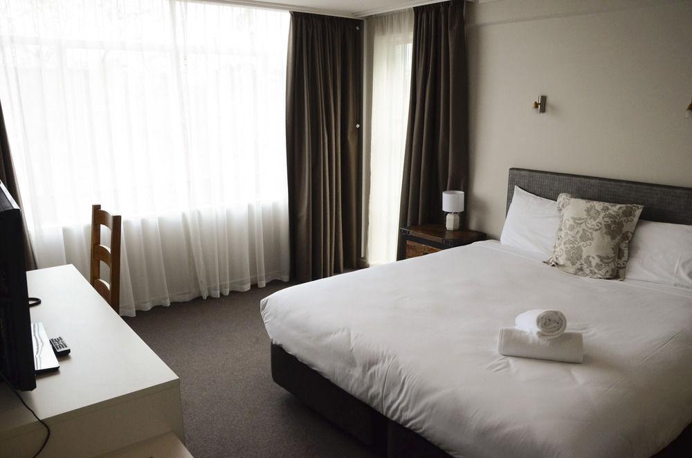 Expressotel