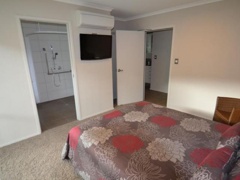 Napier B & B