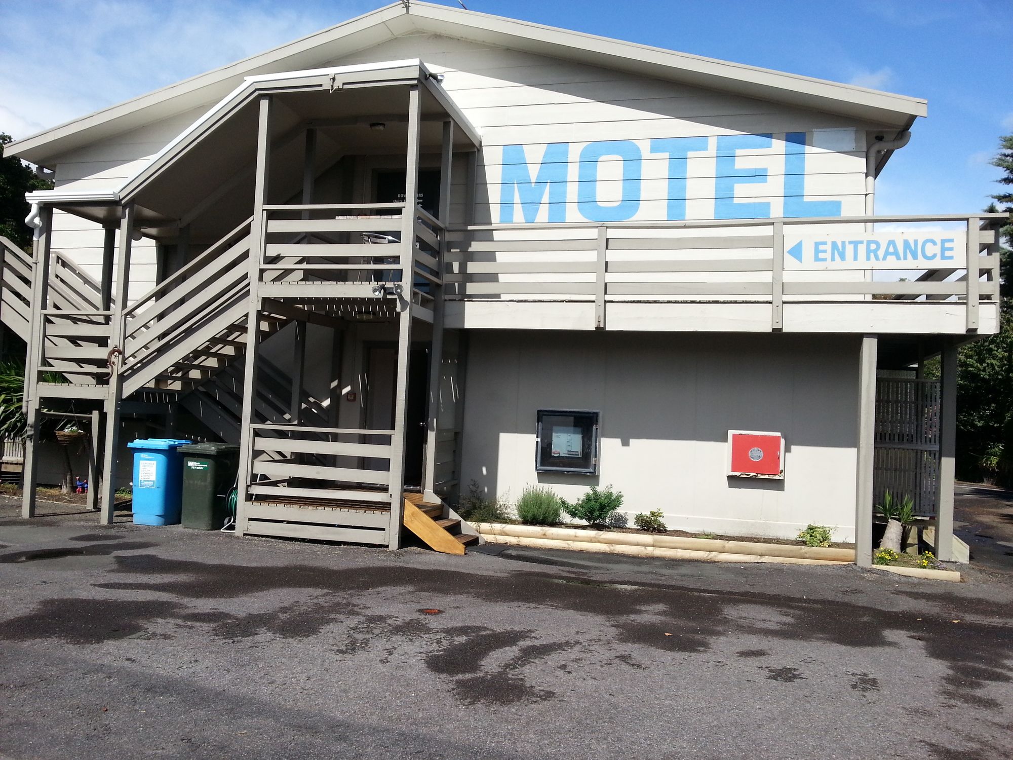 Carrington Motel