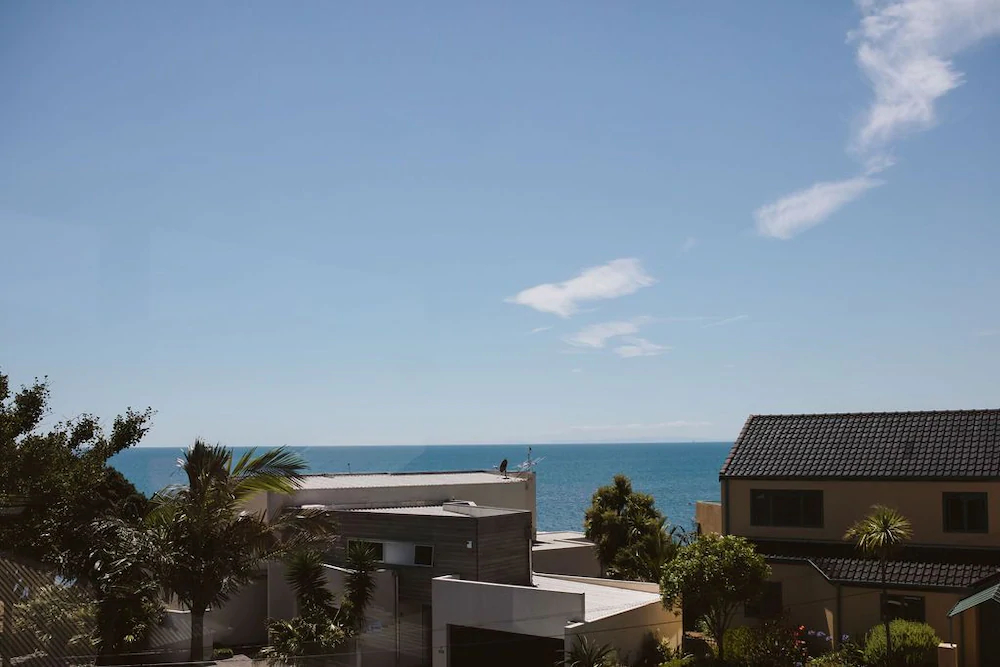 WOW On Weymouth - Prime Inner City Location
