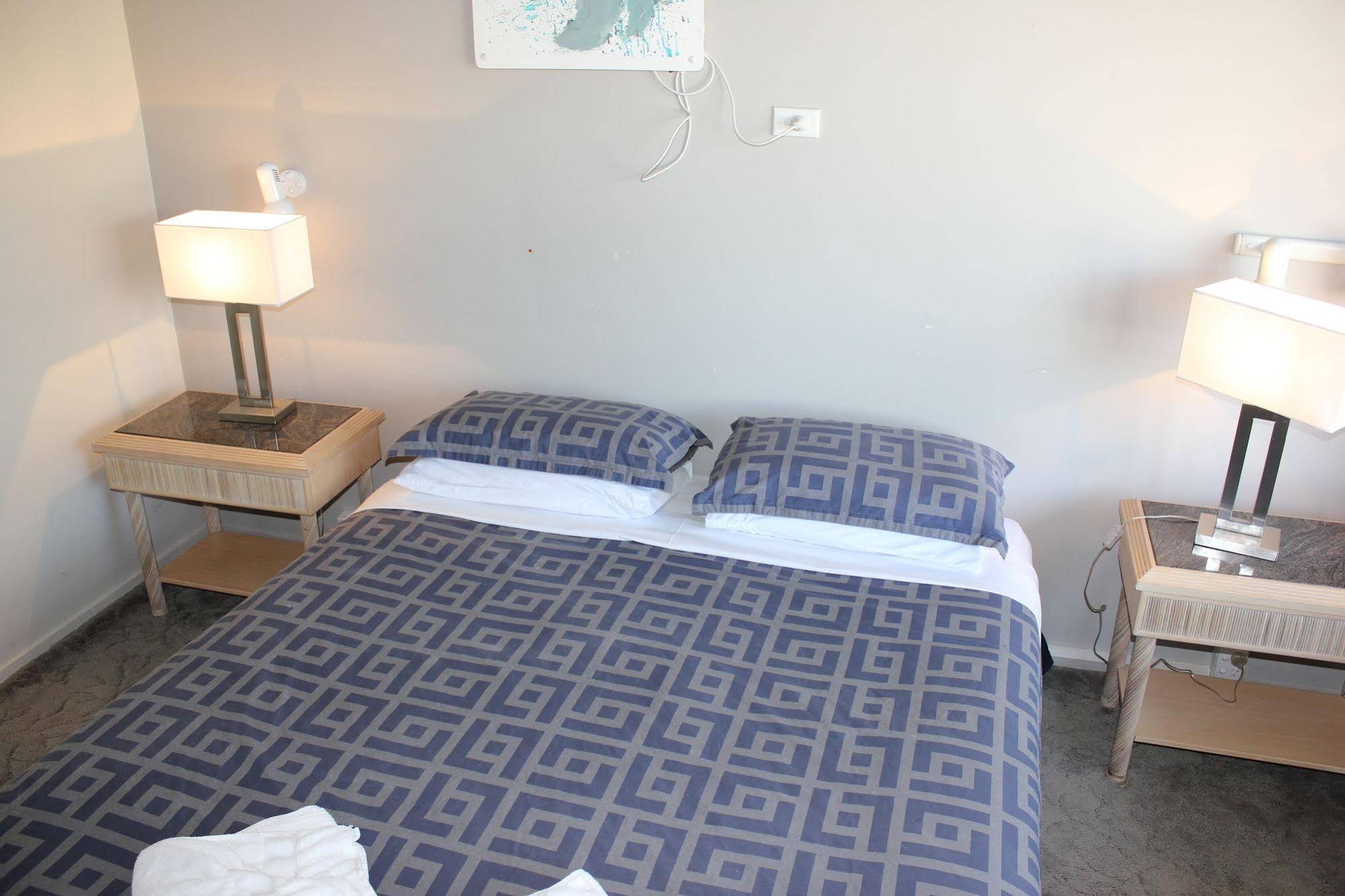 Jack and Di’s Motel Lodge