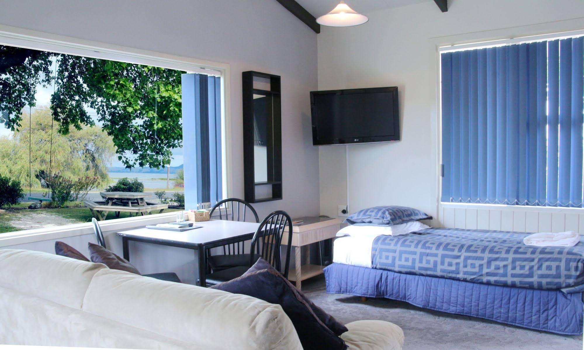 Jack and Di’s Motel Lodge