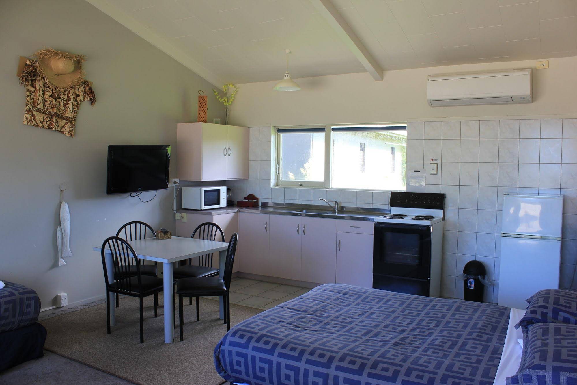 Jack and Di’s Motel Lodge