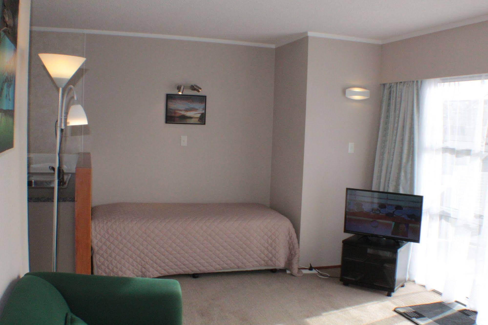 Ala Moana Motel